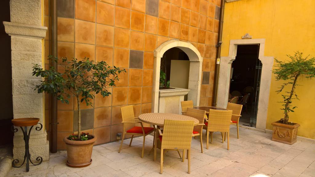 فندق Antichi Feudi Dimora D'Epoca Teggiano المظهر الخارجي الصورة